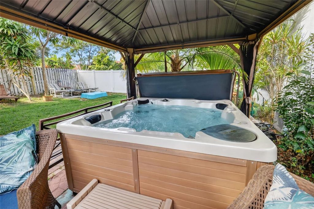 Photo of 288 Wescliff Drive, Ocoee, FL 34761 (MLS # G5105958)