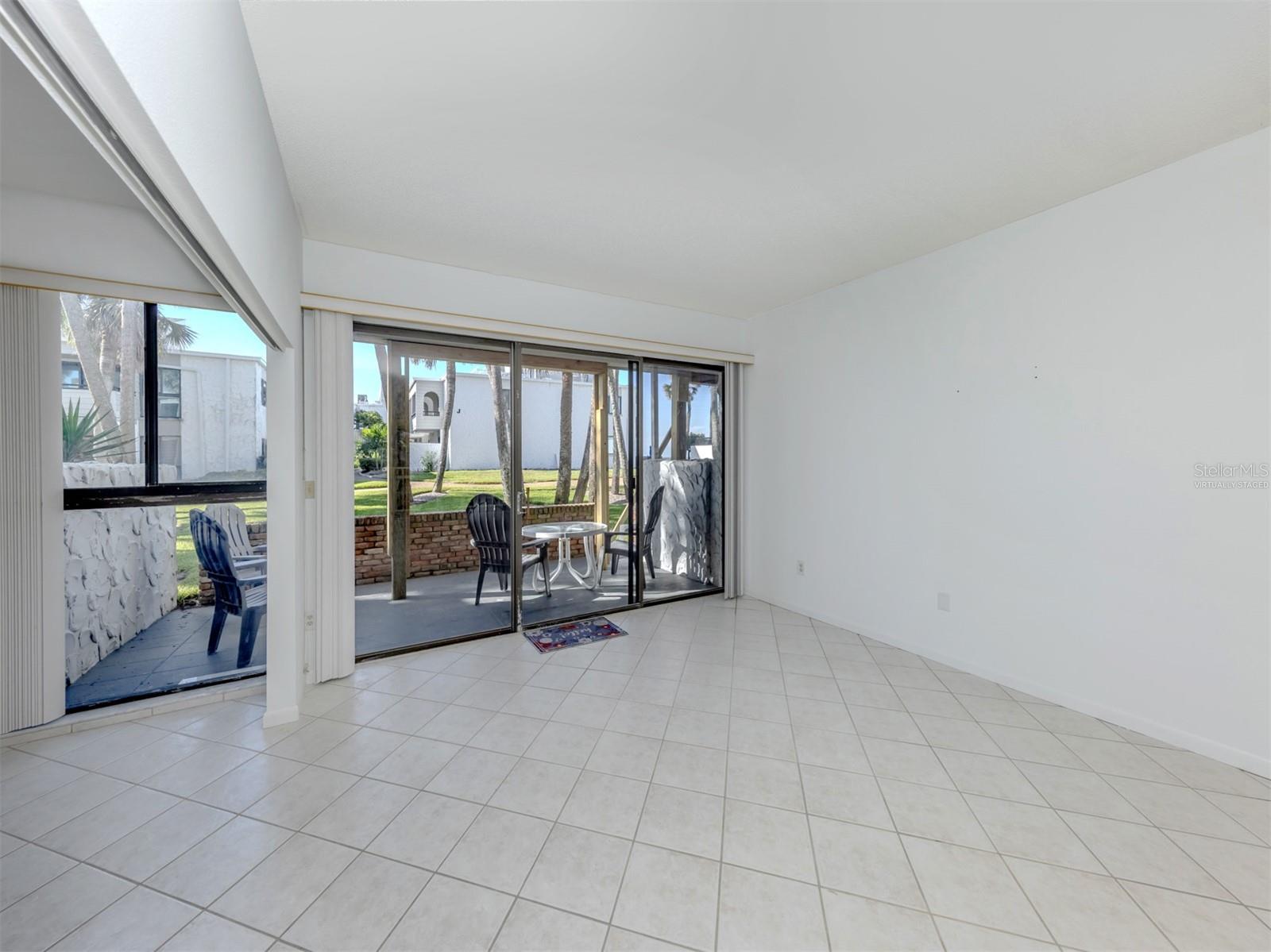 BAHIA VISTA GULF - Residential