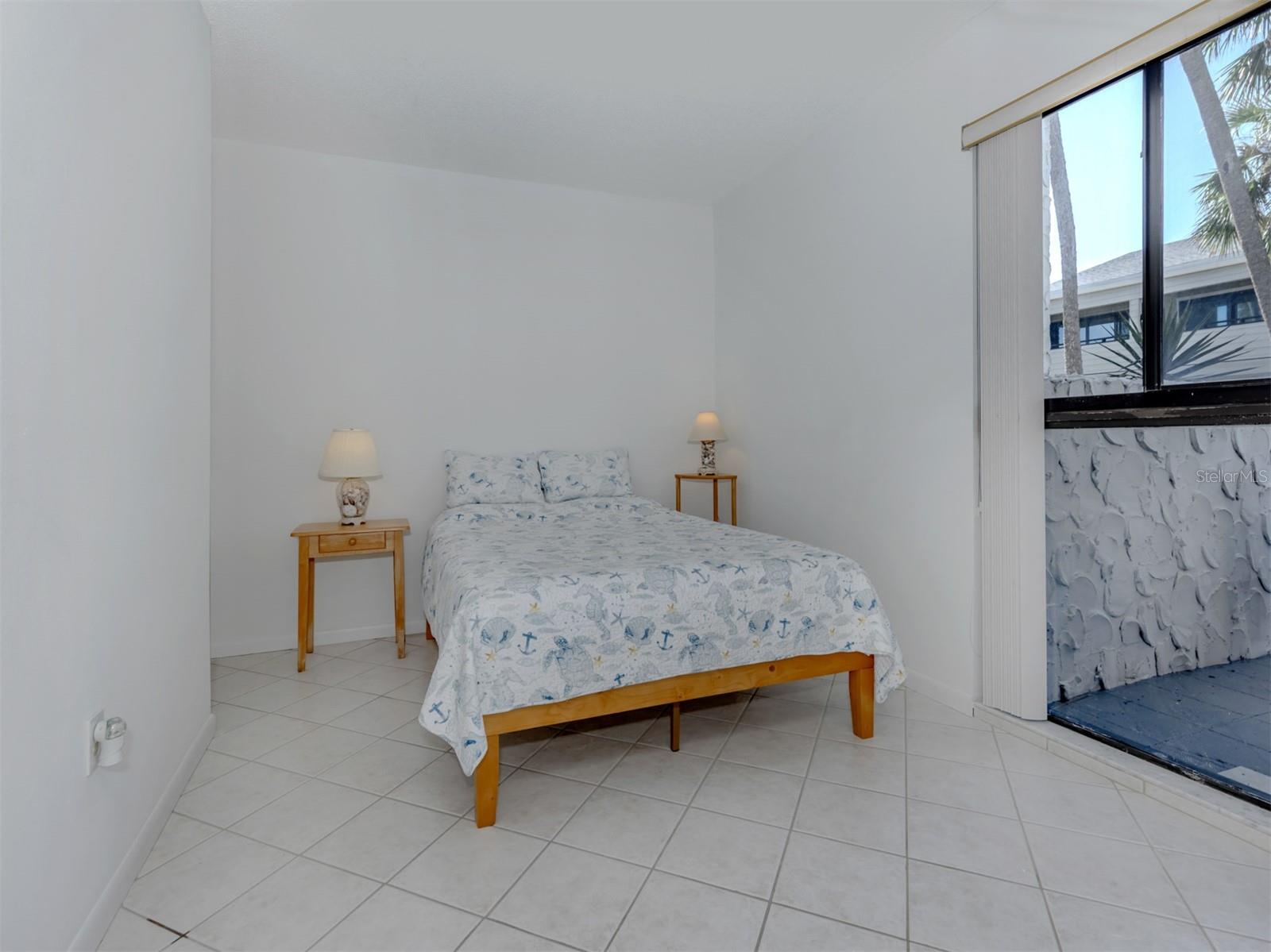 BAHIA VISTA GULF - Residential