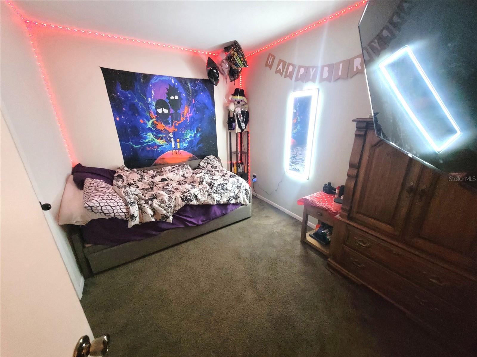 PRESIDENTIAL MANOR UNIT 2B - Residential