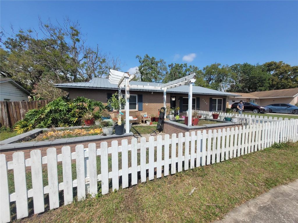 Photo of 5203 Presidential Street, Seffner, FL 33584 (MLS # TB8494128)