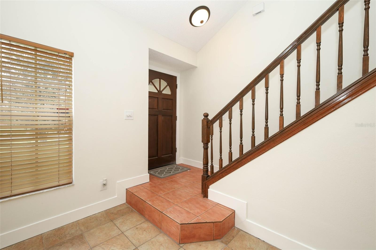 1093 KELLY CREEK CIRCLE