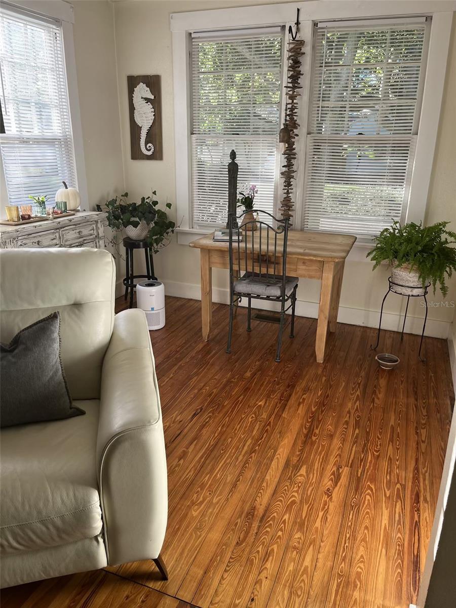 PALMA CEIA PARK - Residential Income