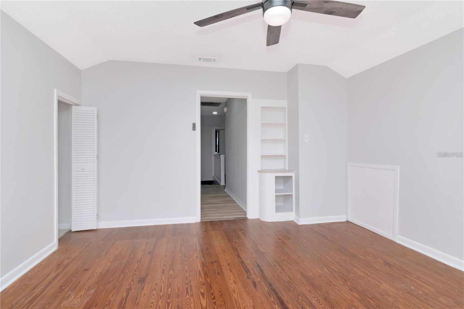 PALMA CEIA PARK - Residential Income