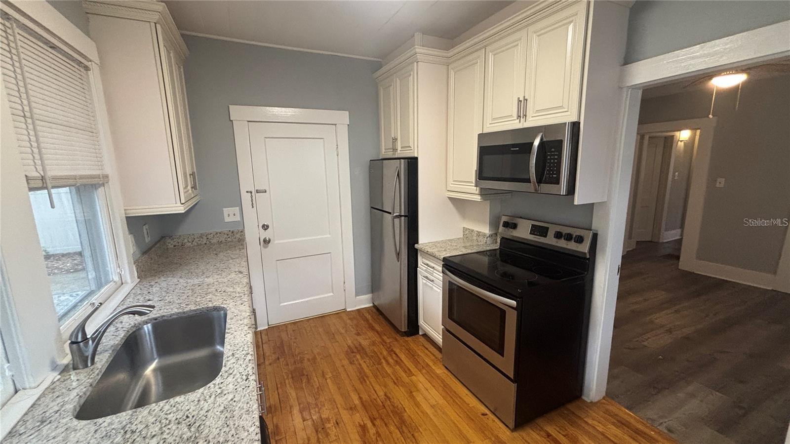 PALMA CEIA PARK - Residential Income