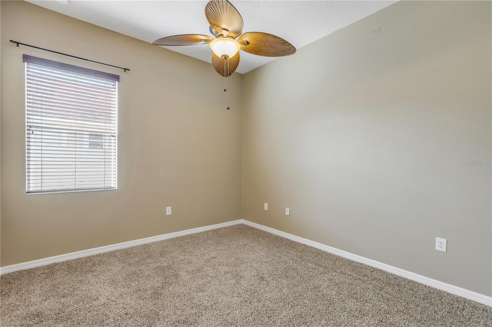 RIDGEWOOD CROSSING - Residential