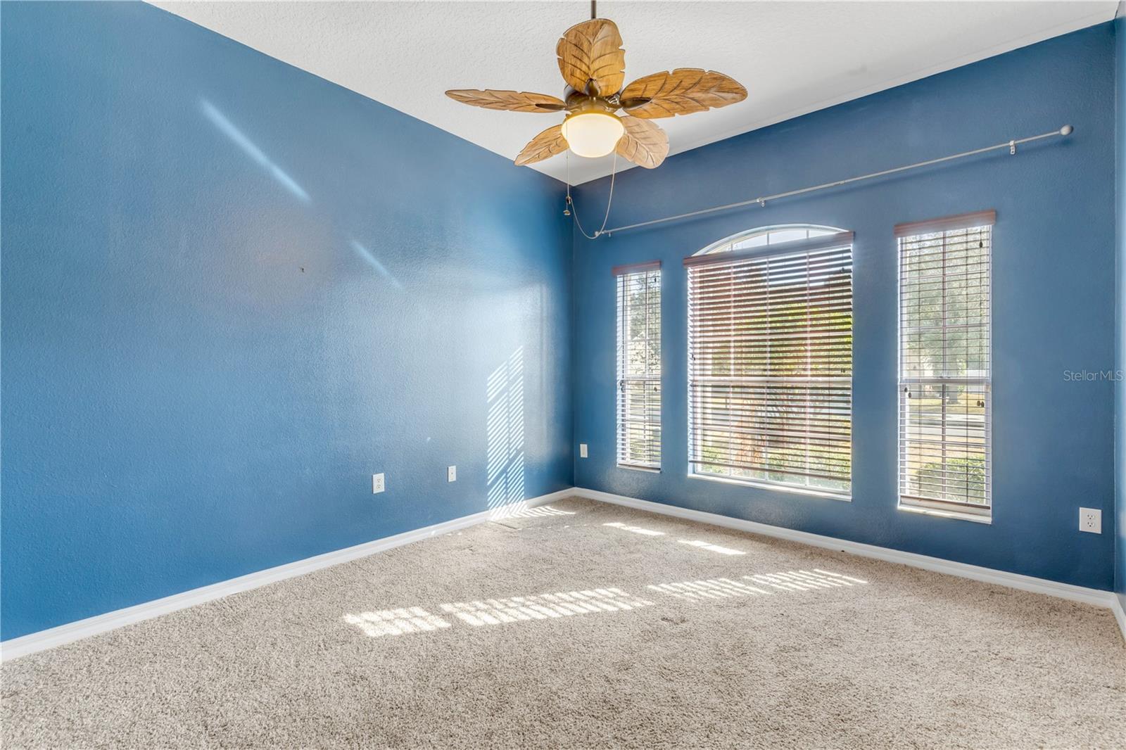 RIDGEWOOD CROSSING - Residential