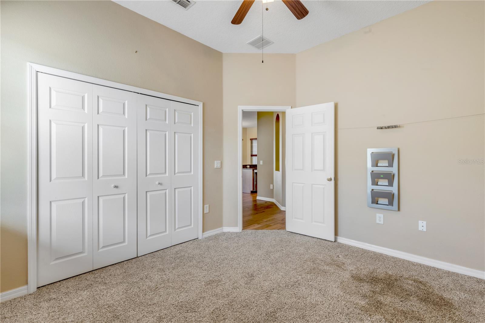 RIDGEWOOD CROSSING - Residential