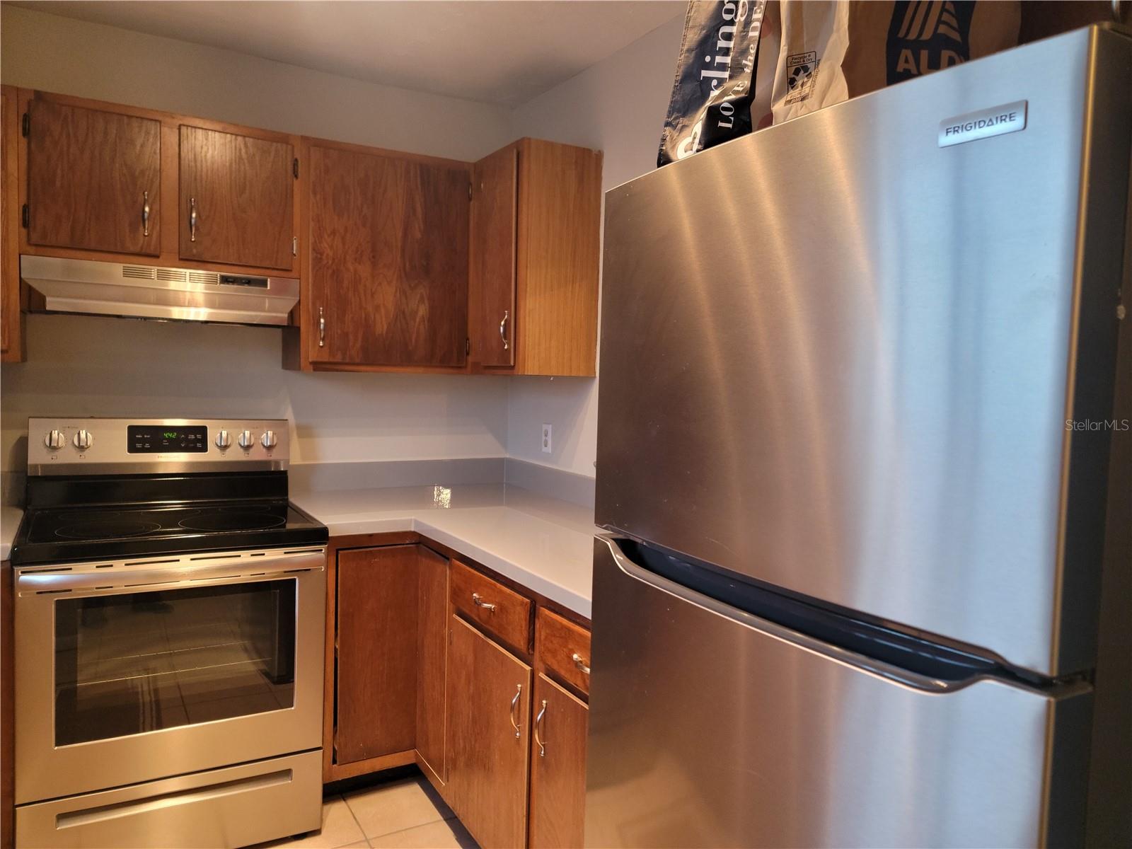 SOUTHFORK OAKS - Residential Lease