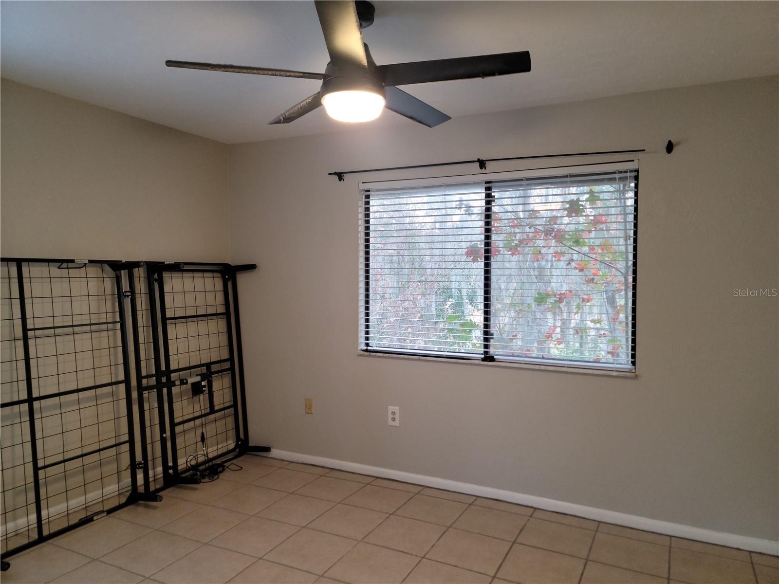 SOUTHFORK OAKS - Residential Lease