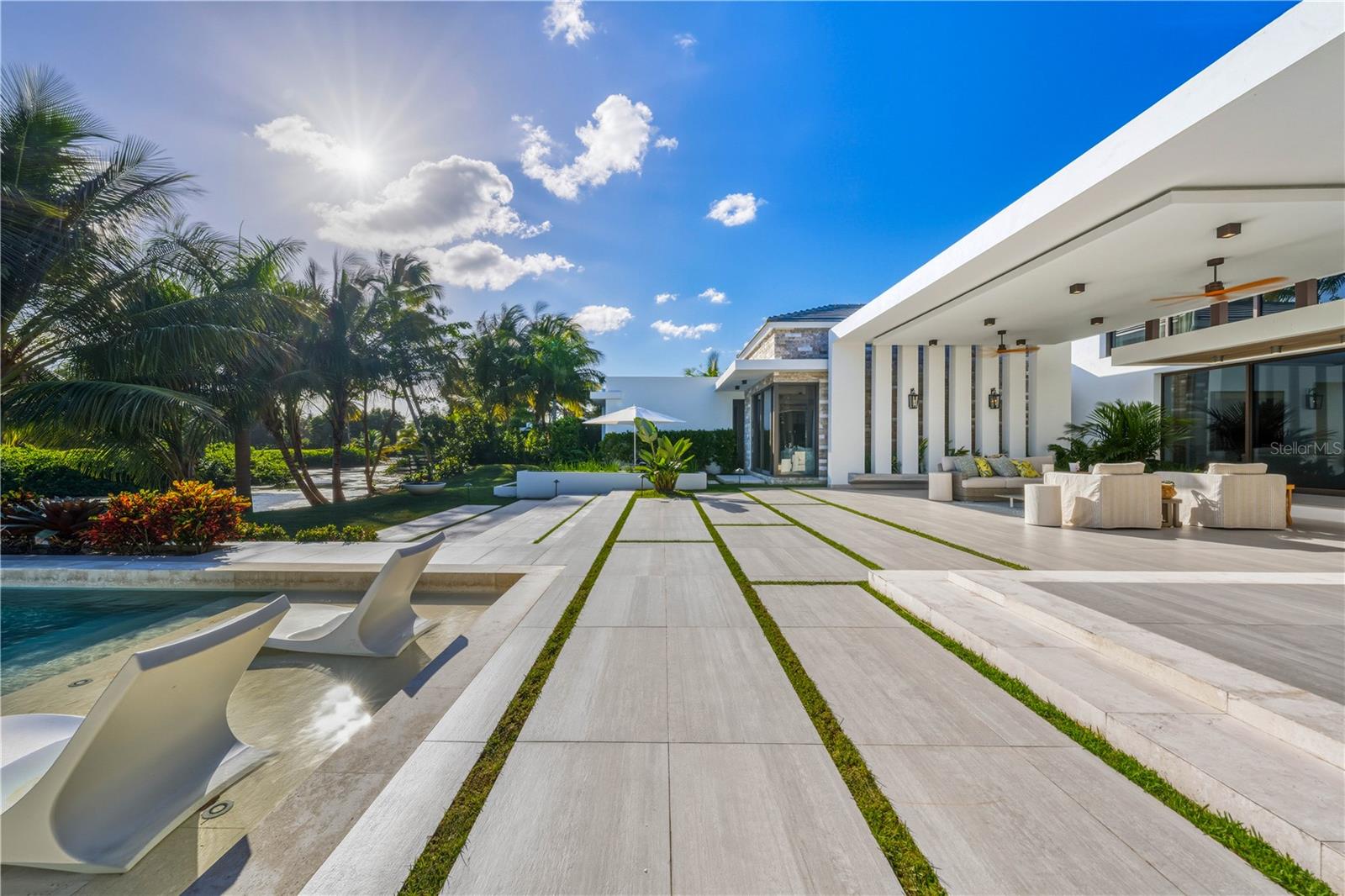 FOUR SEASONS RESORT AND RESIDENCES PUERTO RICO - Residential