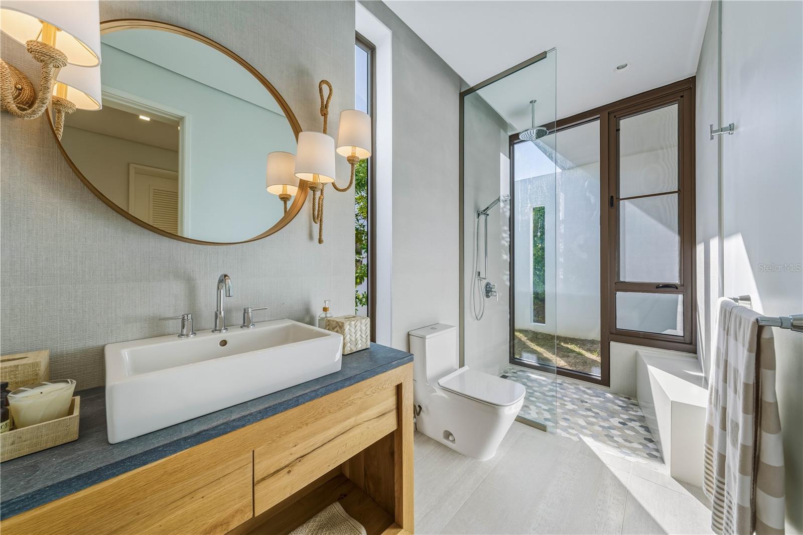 FOUR SEASONS RESORT AND RESIDENCES PUERTO RICO - Residential