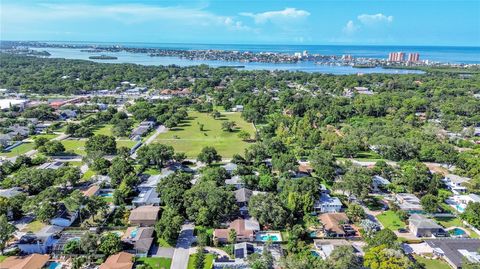 A home in SEMINOLE