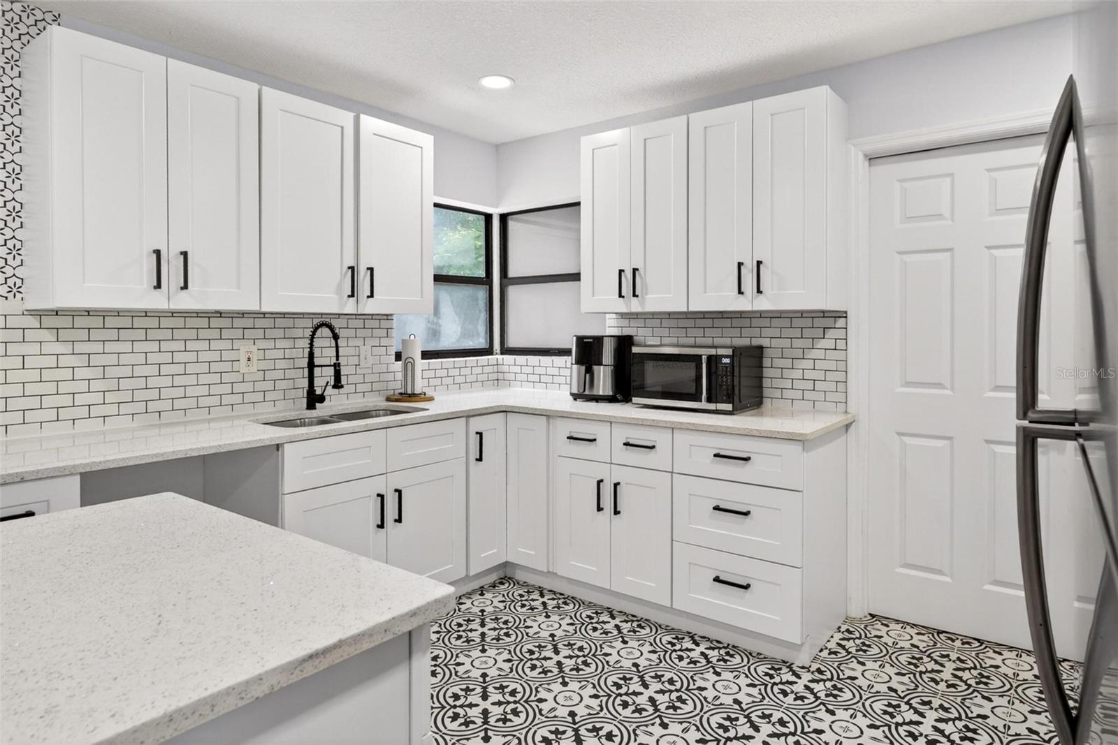 DELTONA LAKES UNIT 01 - Residential