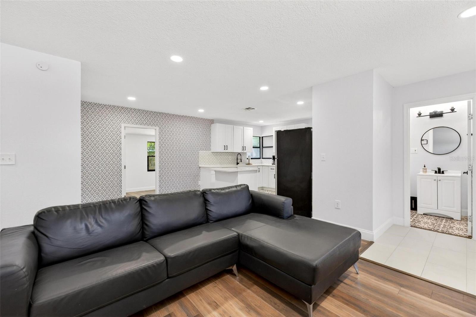 DELTONA LAKES UNIT 01 - Residential