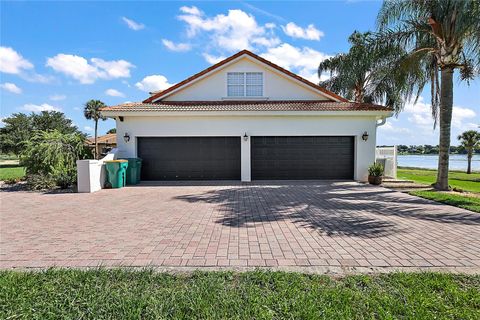 A home in EUSTIS