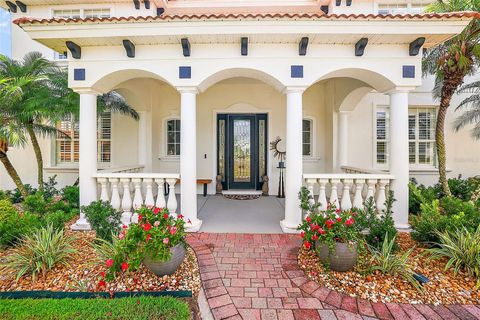 A home in EUSTIS