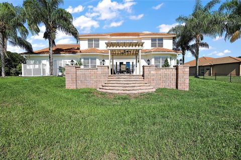 A home in EUSTIS