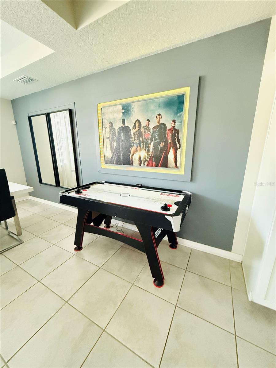 THE TERRACES AT STOREY LAKE CONDO 1 PH 4 - Residential