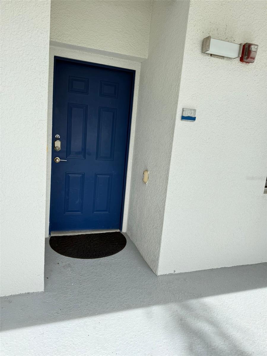 THE TERRACES AT STOREY LAKE CONDO 1 PH 4 - Residential