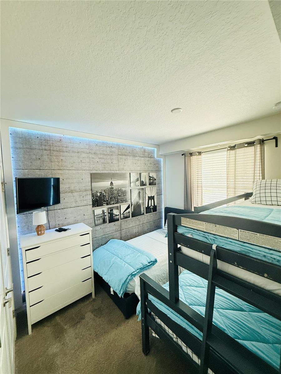 THE TERRACES AT STOREY LAKE CONDO 1 PH 4 - Residential