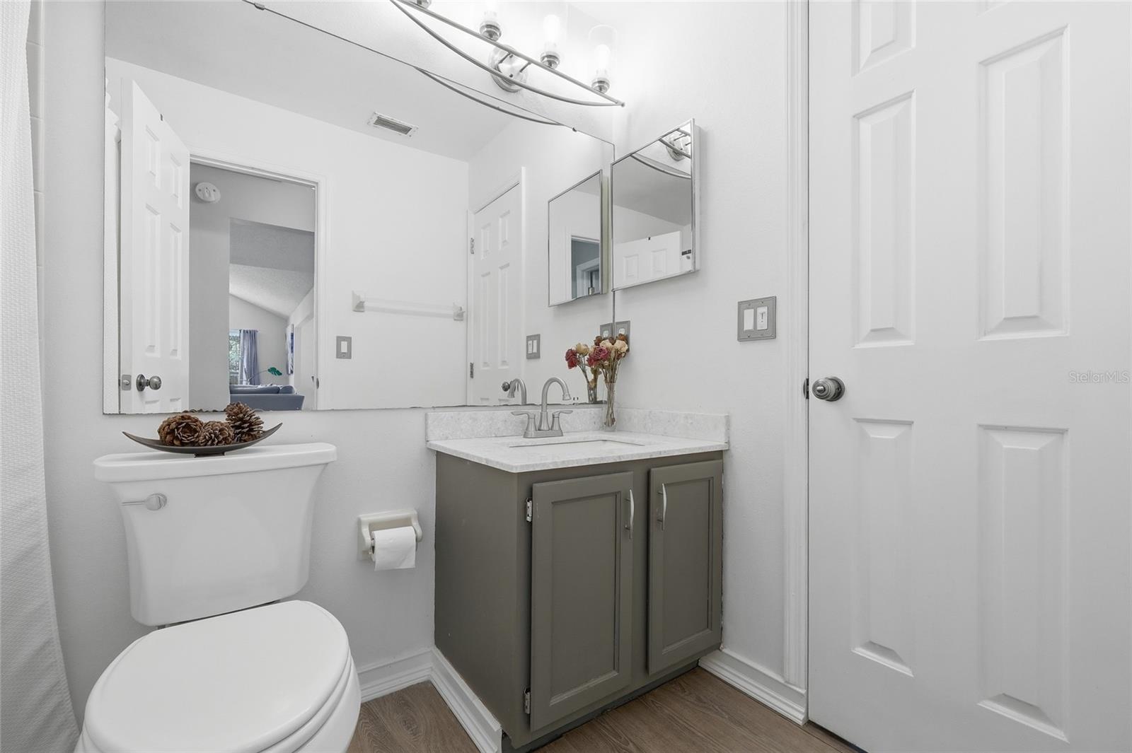 HIDDEN SPGS CONDO - Residential