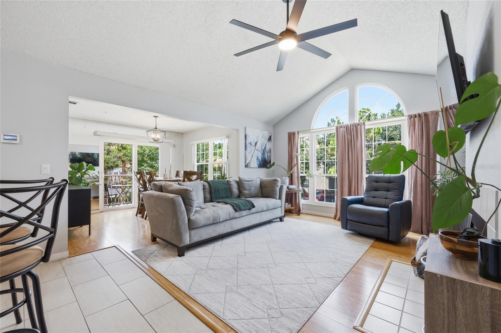 HIDDEN SPGS CONDO - Residential