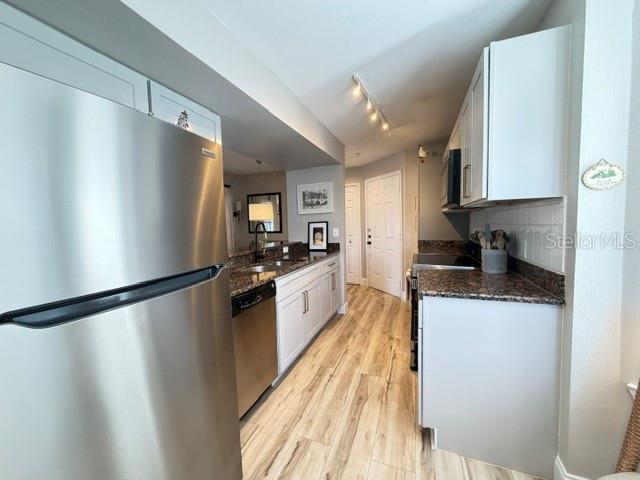 RESIDENCES AT SABAL POINT A CONDO - Residential