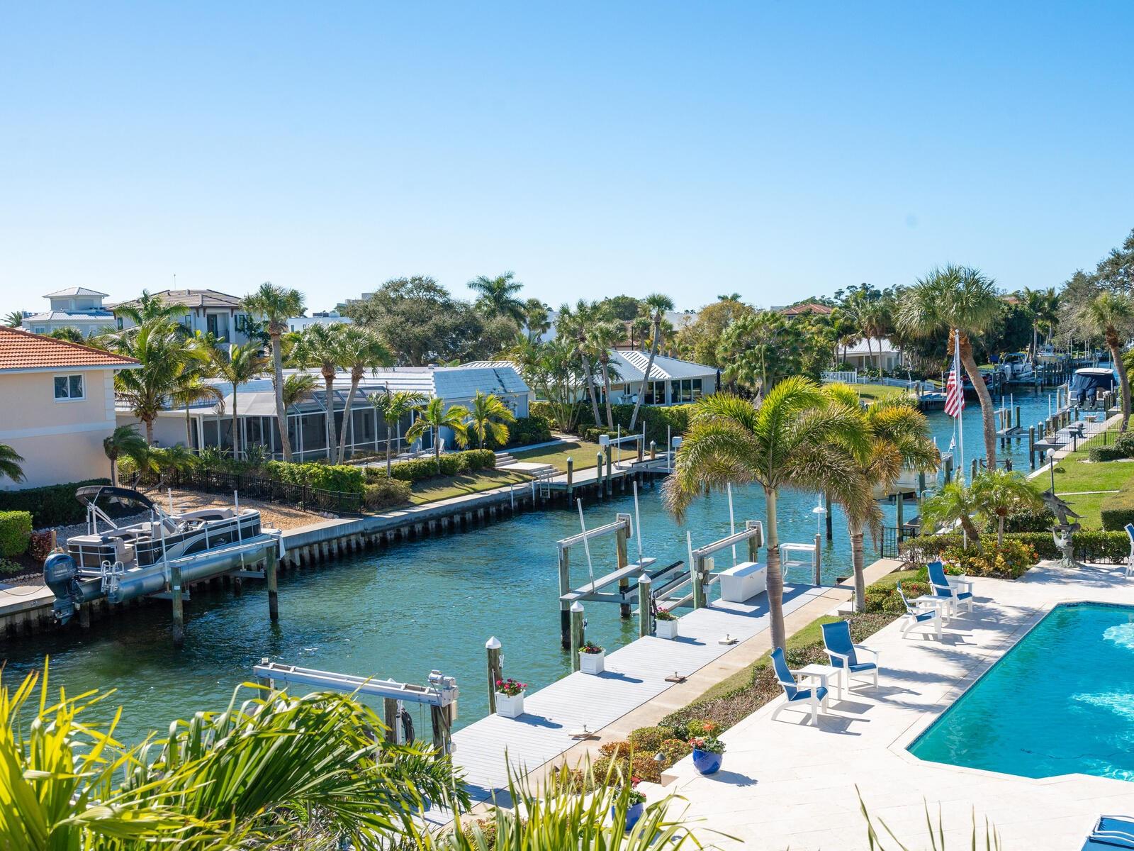 COUNTRY CLUB SHORES SEC 02 - Residential