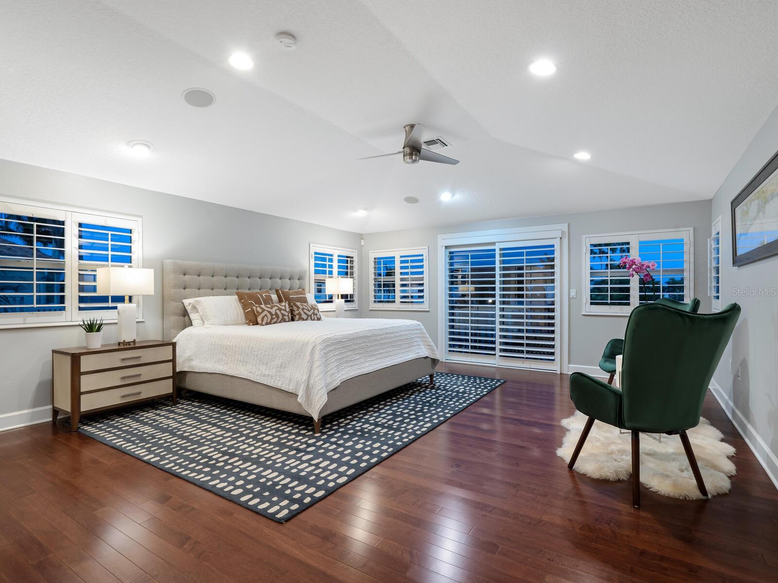 COUNTRY CLUB SHORES SEC 02 - Residential