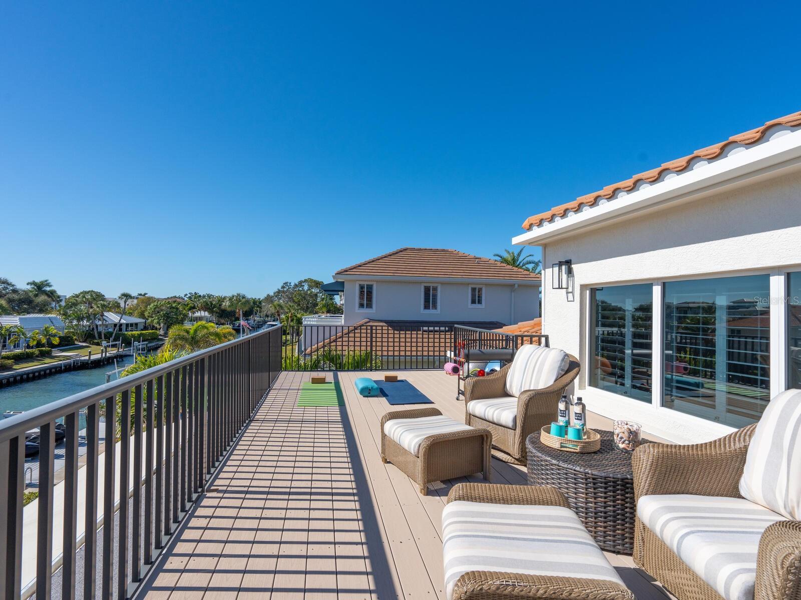 COUNTRY CLUB SHORES SEC 02 - Residential