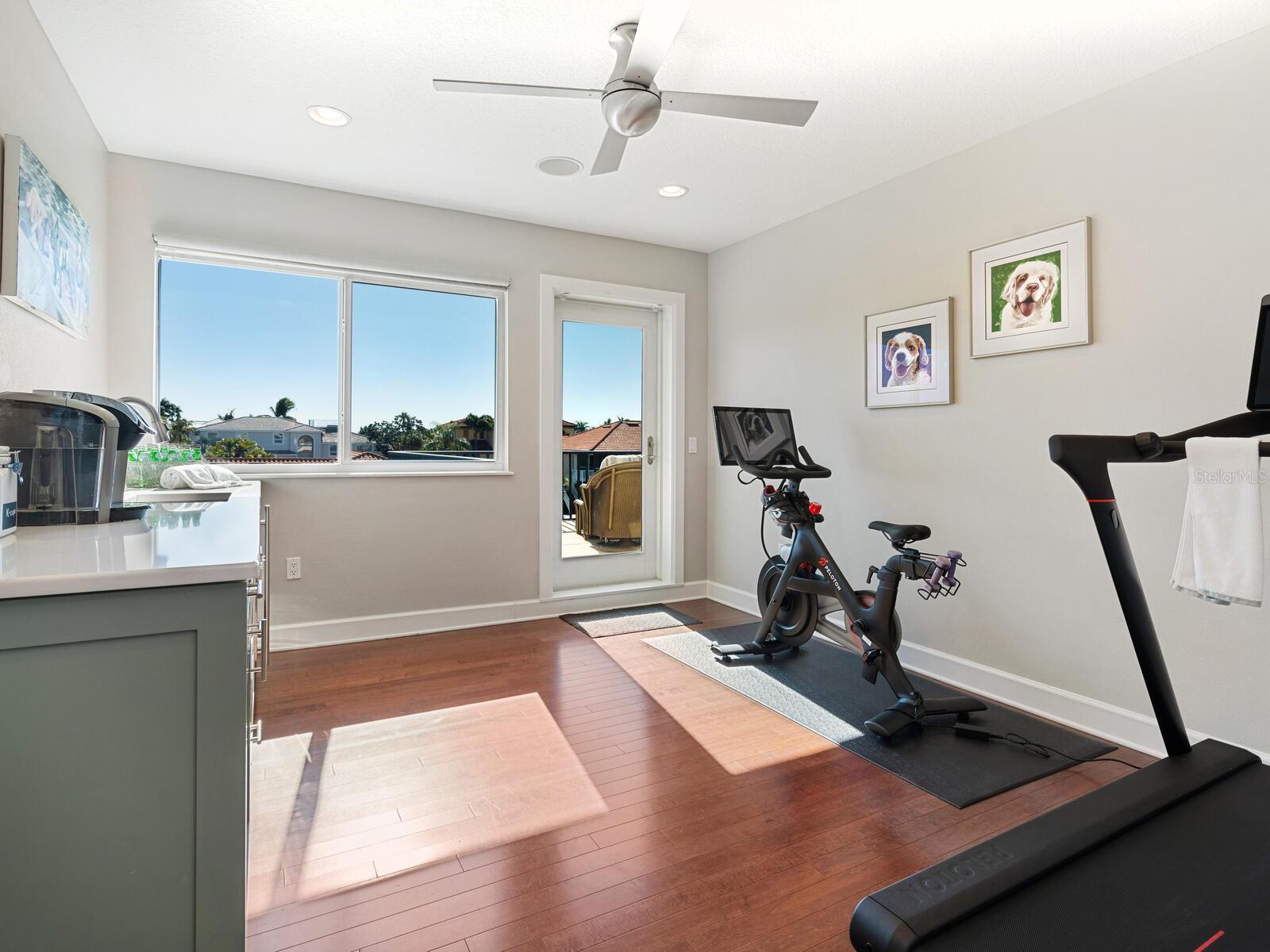 COUNTRY CLUB SHORES SEC 02 - Residential