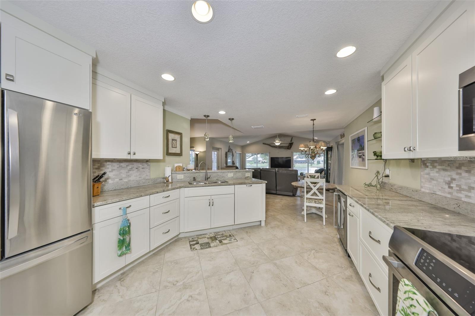 CALOOSA COUNTRY CLUB ESTATES U - Residential