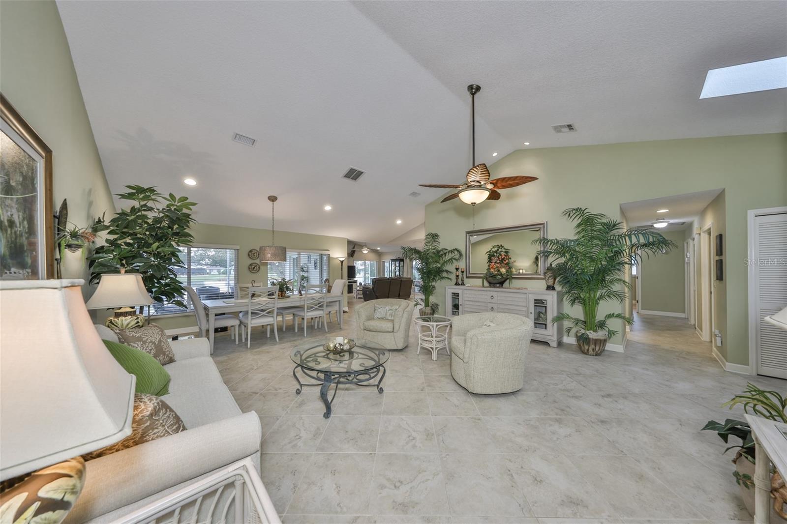 CALOOSA COUNTRY CLUB ESTATES U - Residential