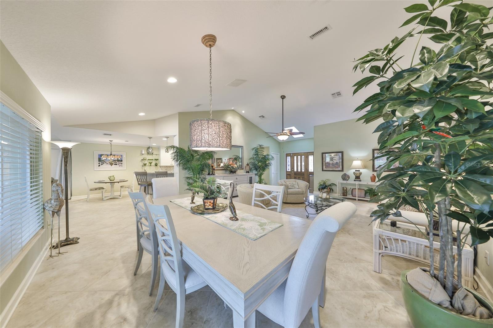 CALOOSA COUNTRY CLUB ESTATES U - Residential