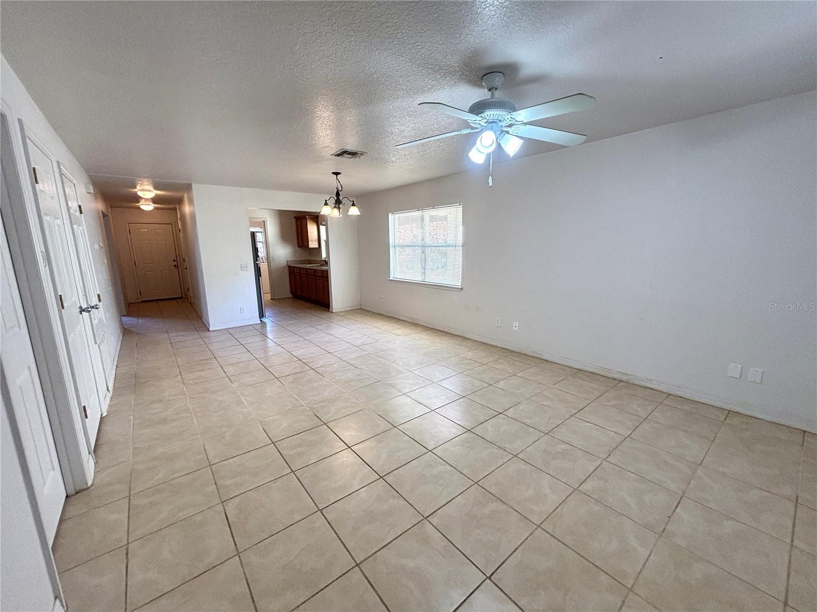 LOT 4 BLK 9 WEATHERSFIELD FIRST ADD PB 12 PG 67 - Residential Lease