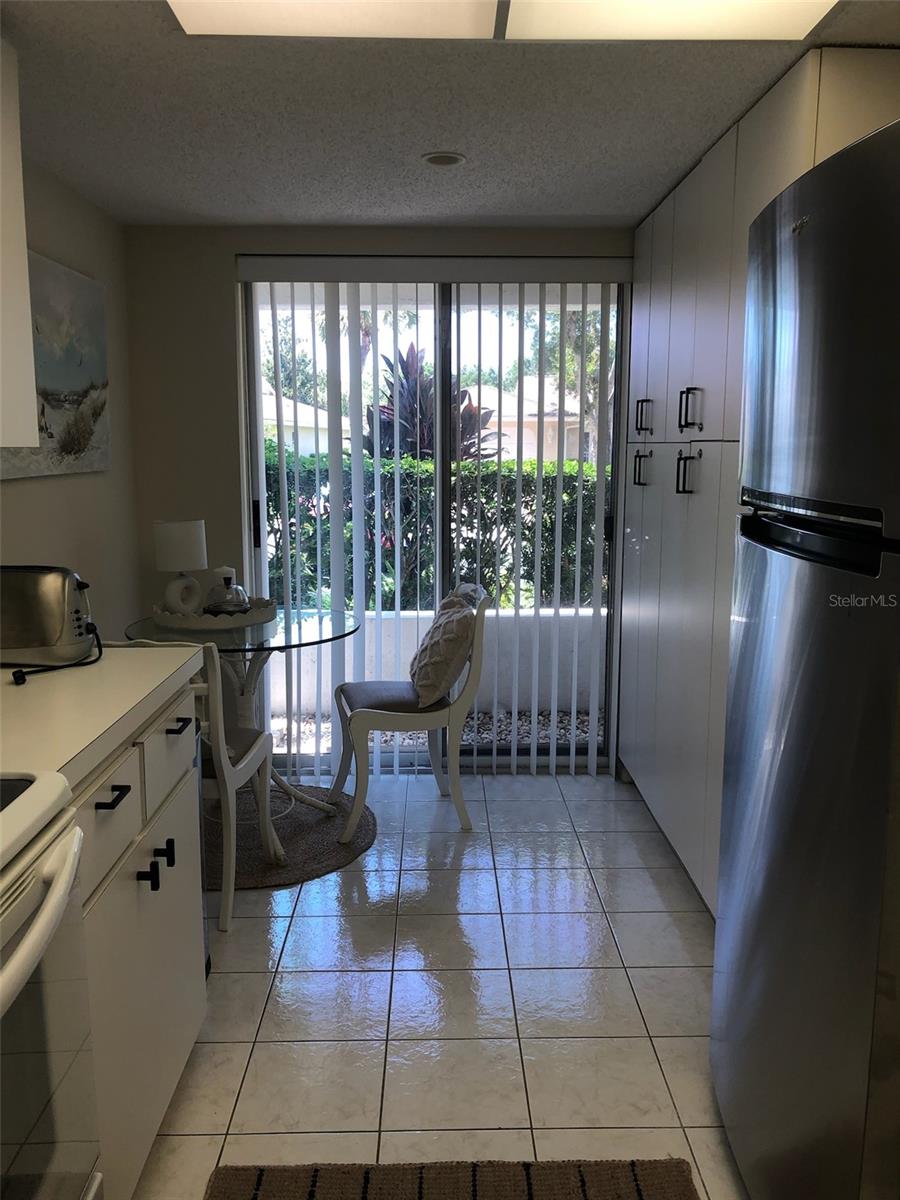 WEDGEWOOD LAKE - Residential Lease