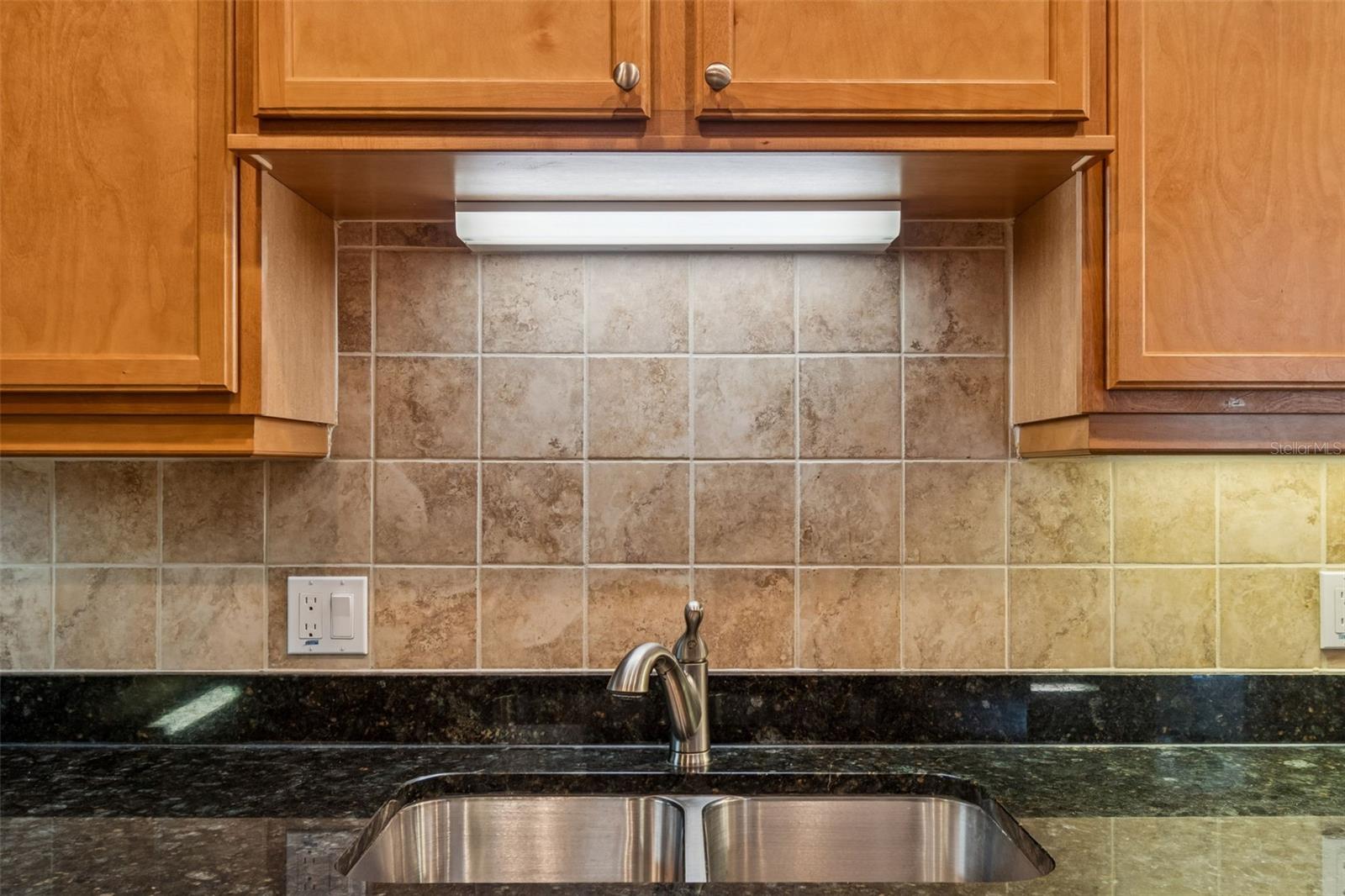 TARPON RIDGE TWNHMS - Residential