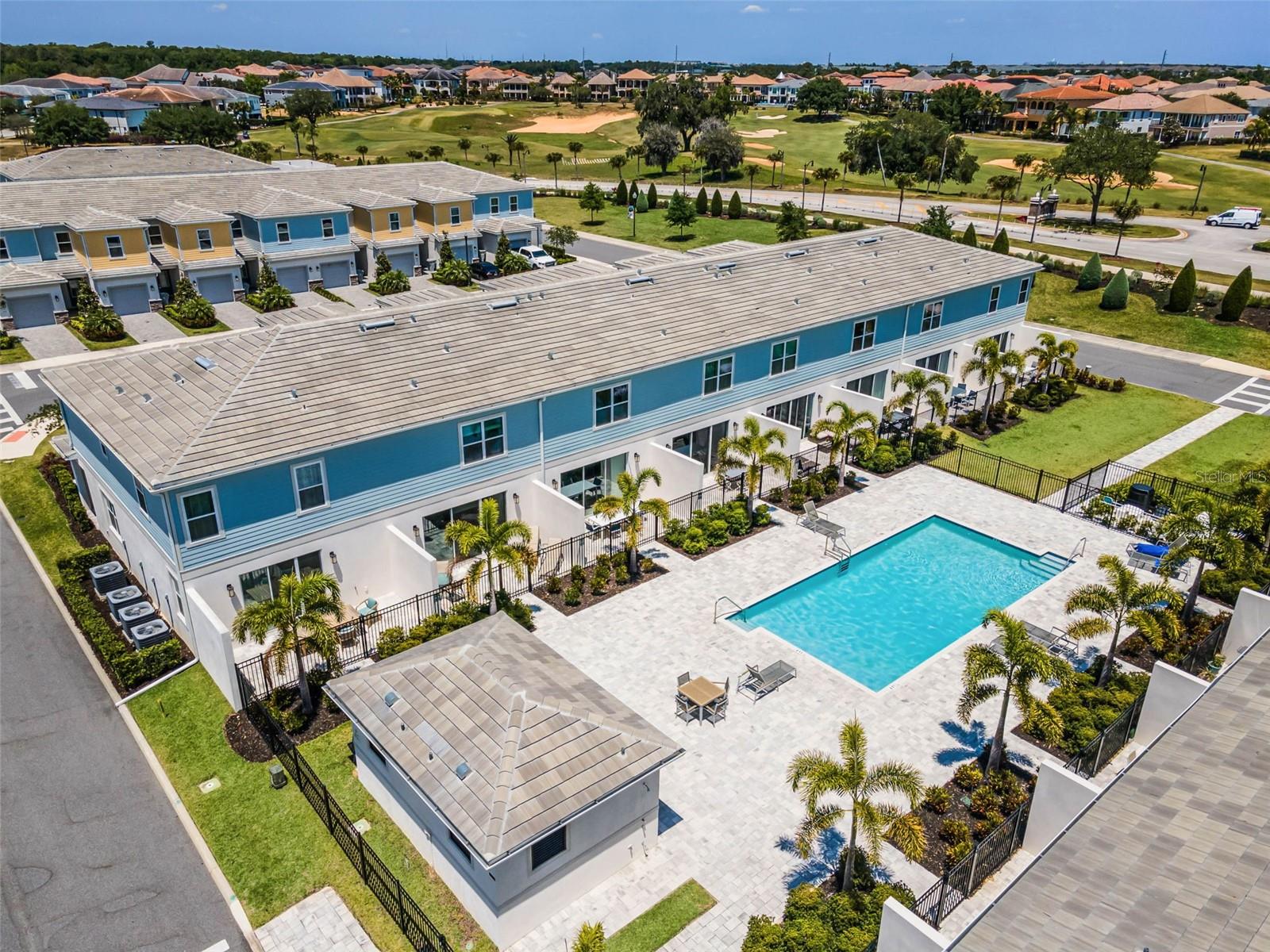 REUNION, REUNION WEST - Residential