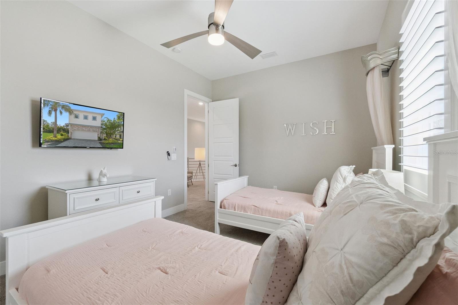 REUNION, REUNION WEST - Residential