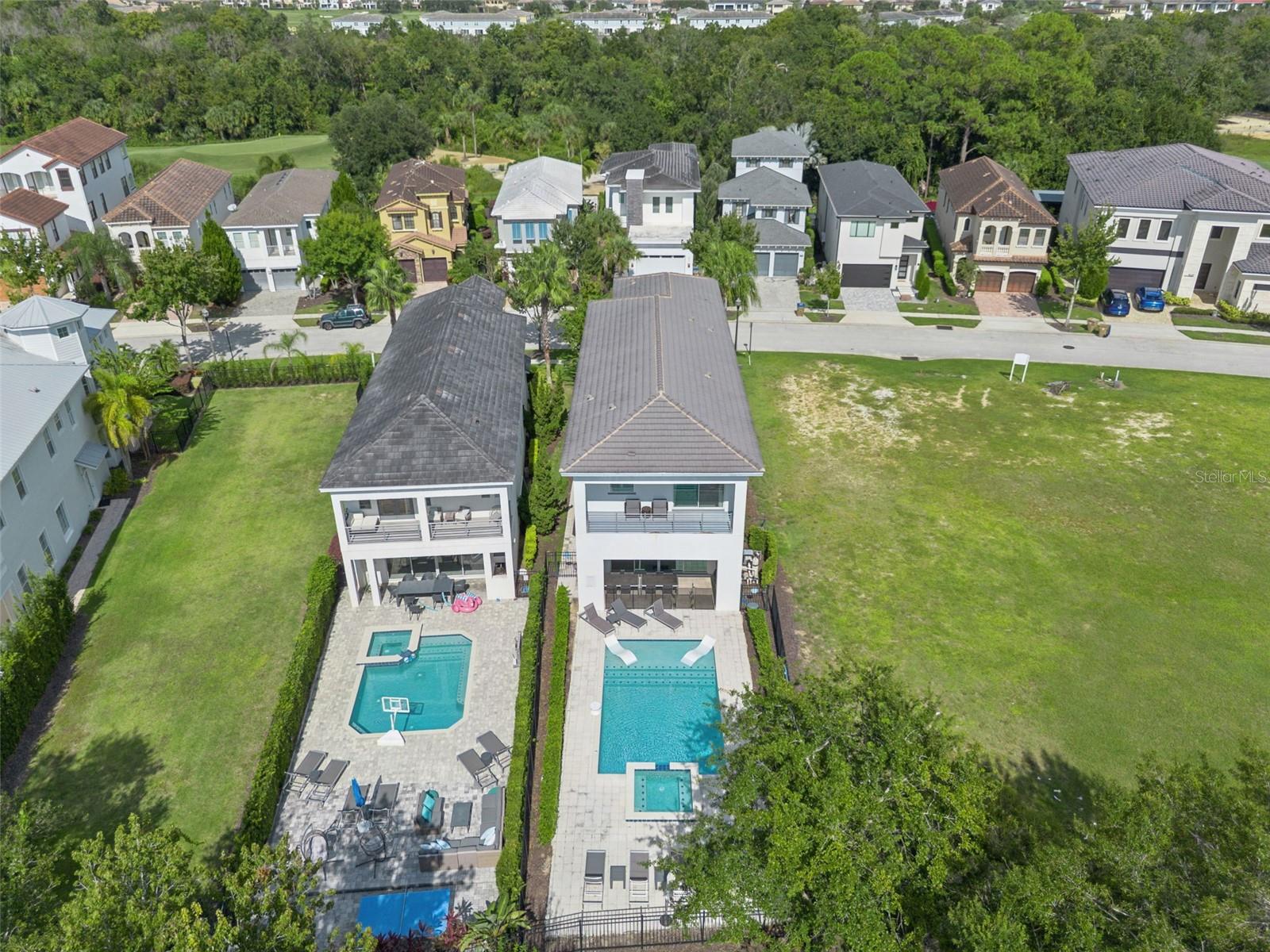 REUNION, REUNION WEST - Residential