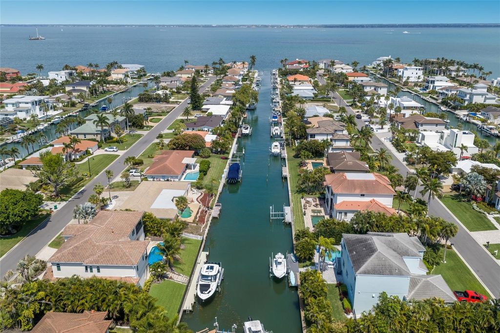 Photo of 510 Bowsprit Lane, Longboat Key, FL 34228 (MLS # A4687207)