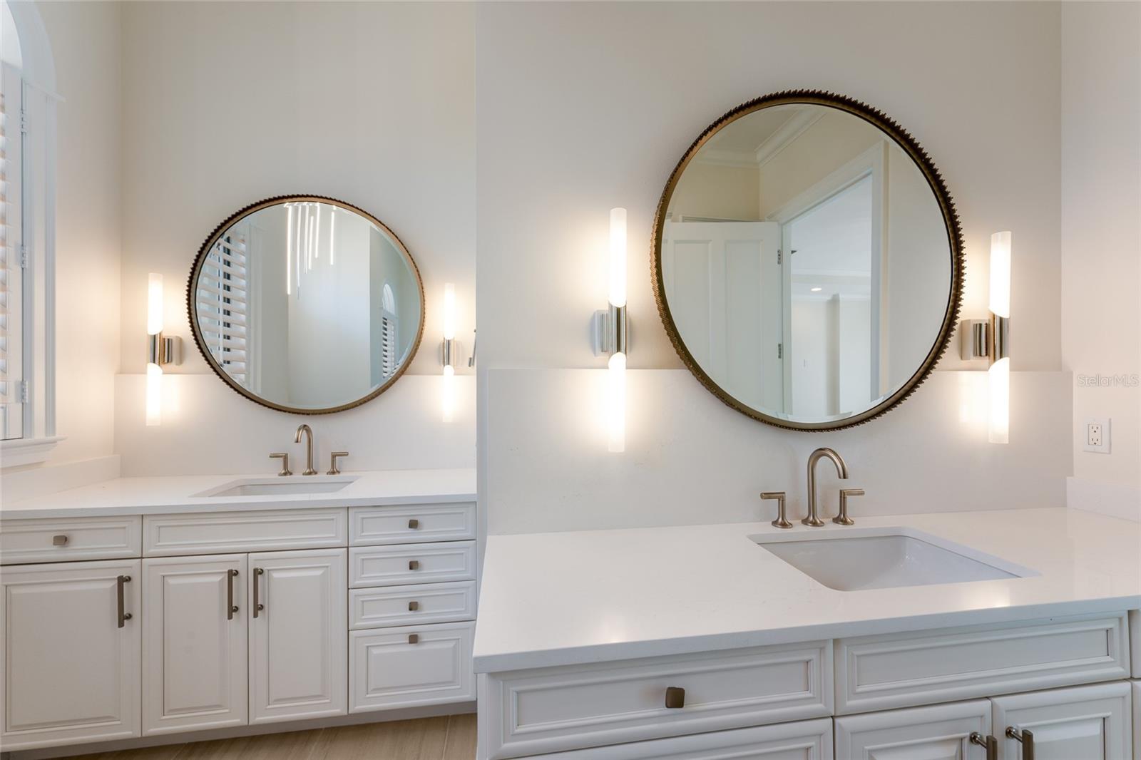 COUNTRY CLUB SHORES - Residential