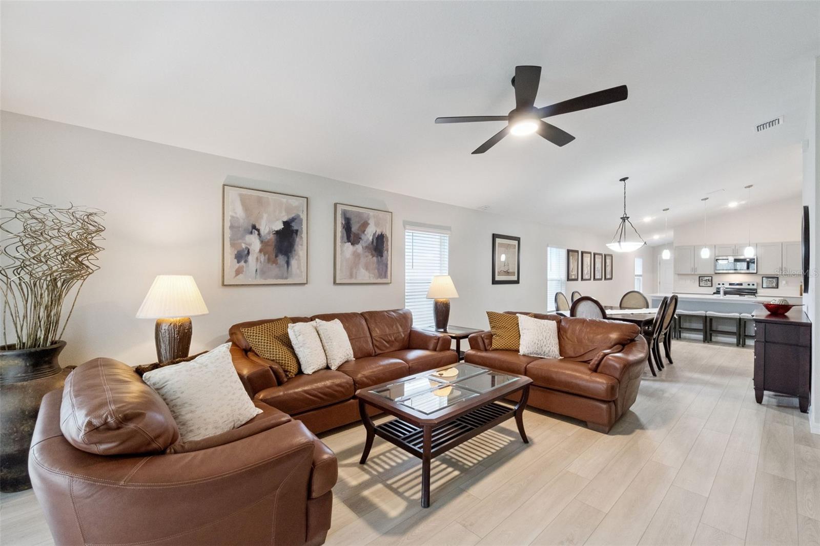 SCENIC TER SOUTH PH 1 - Residential