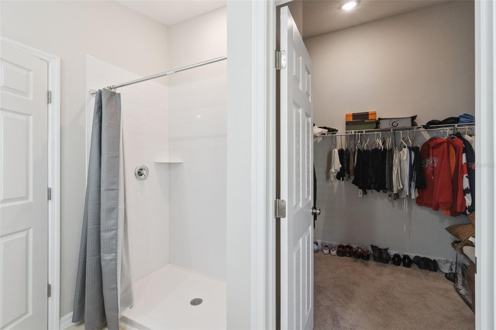 SCENIC TER SOUTH PH 1 - Residential