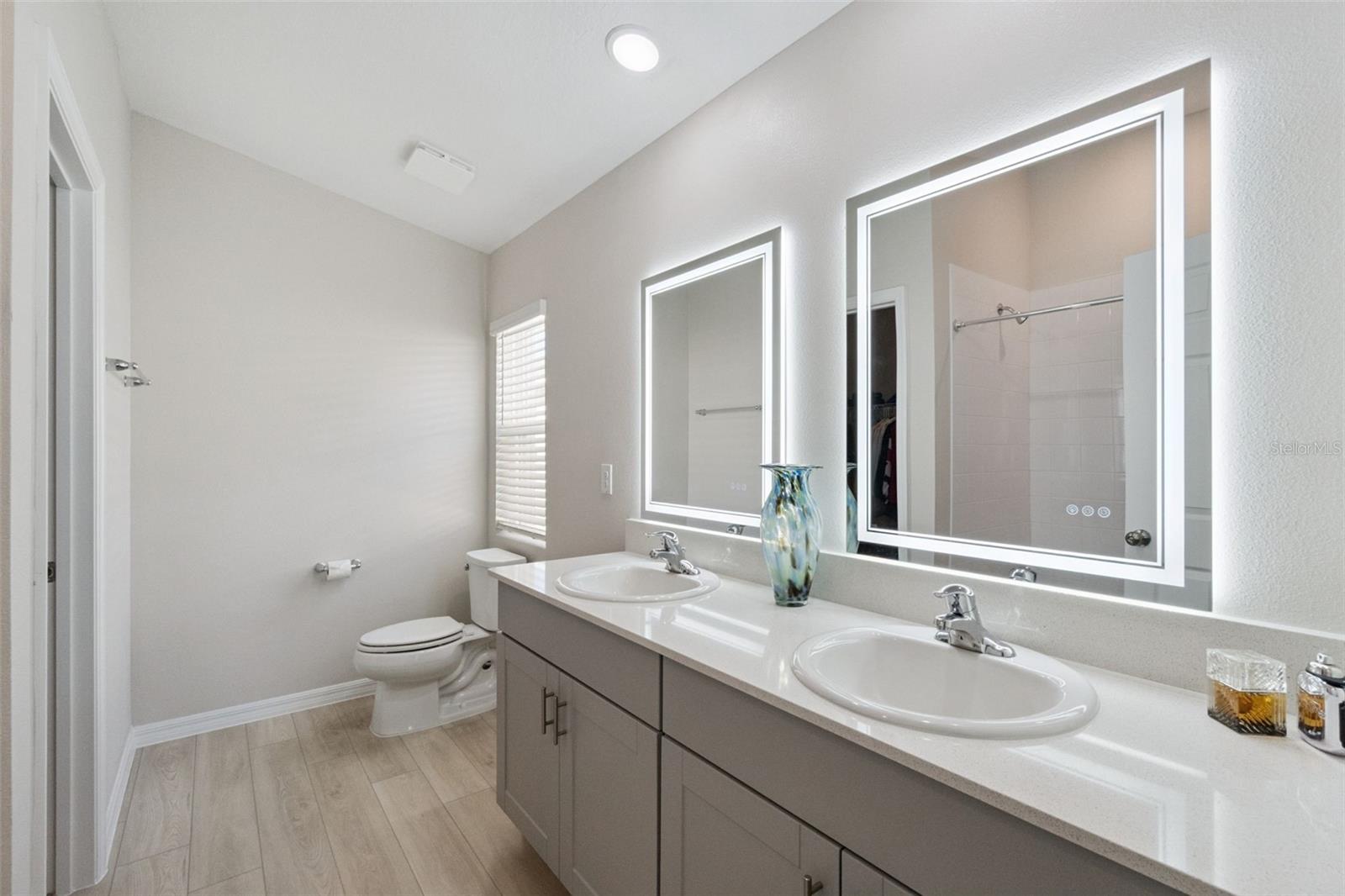 SCENIC TER SOUTH PH 1 - Residential