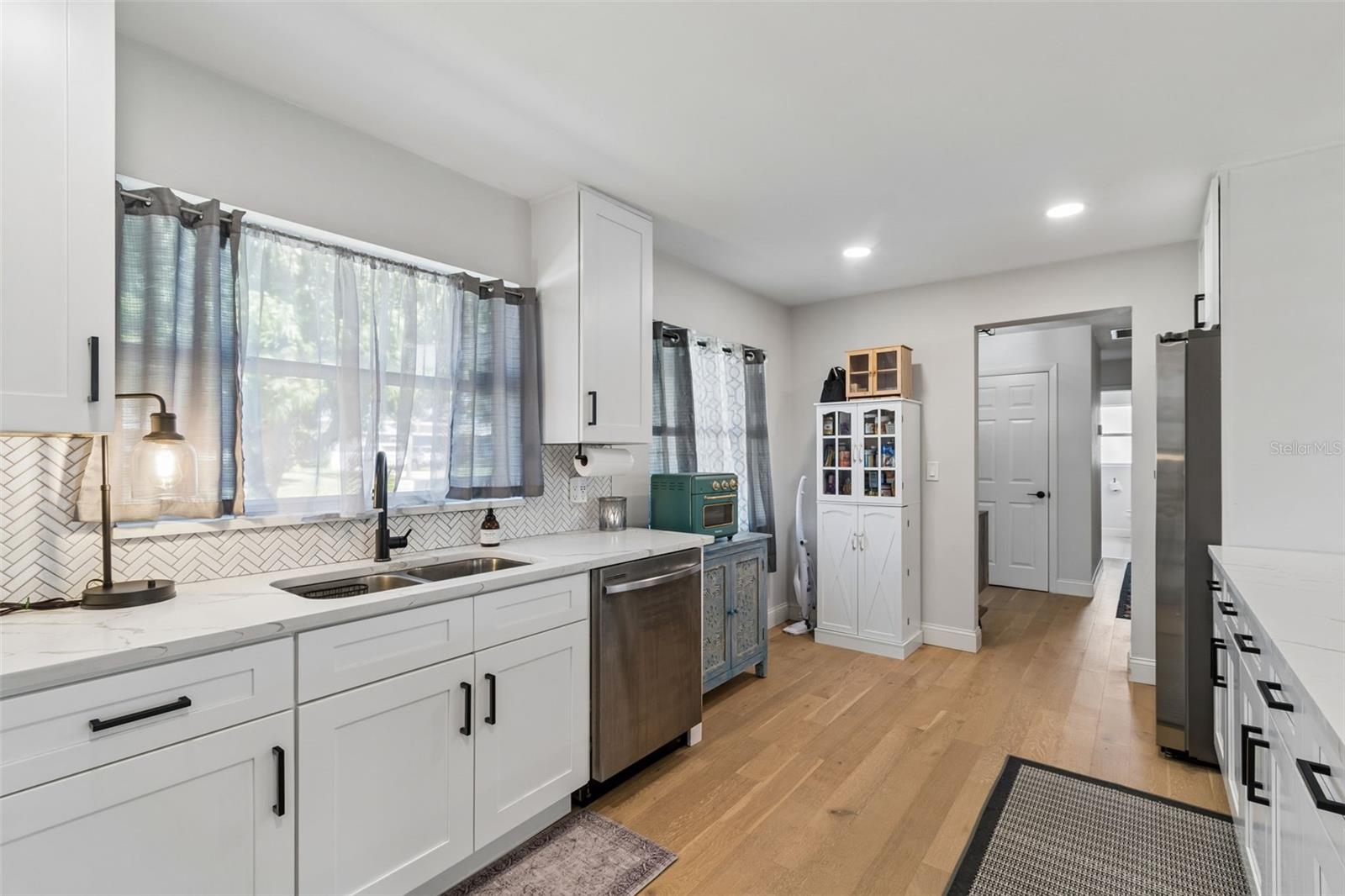 WOODMONT PARK - Residential