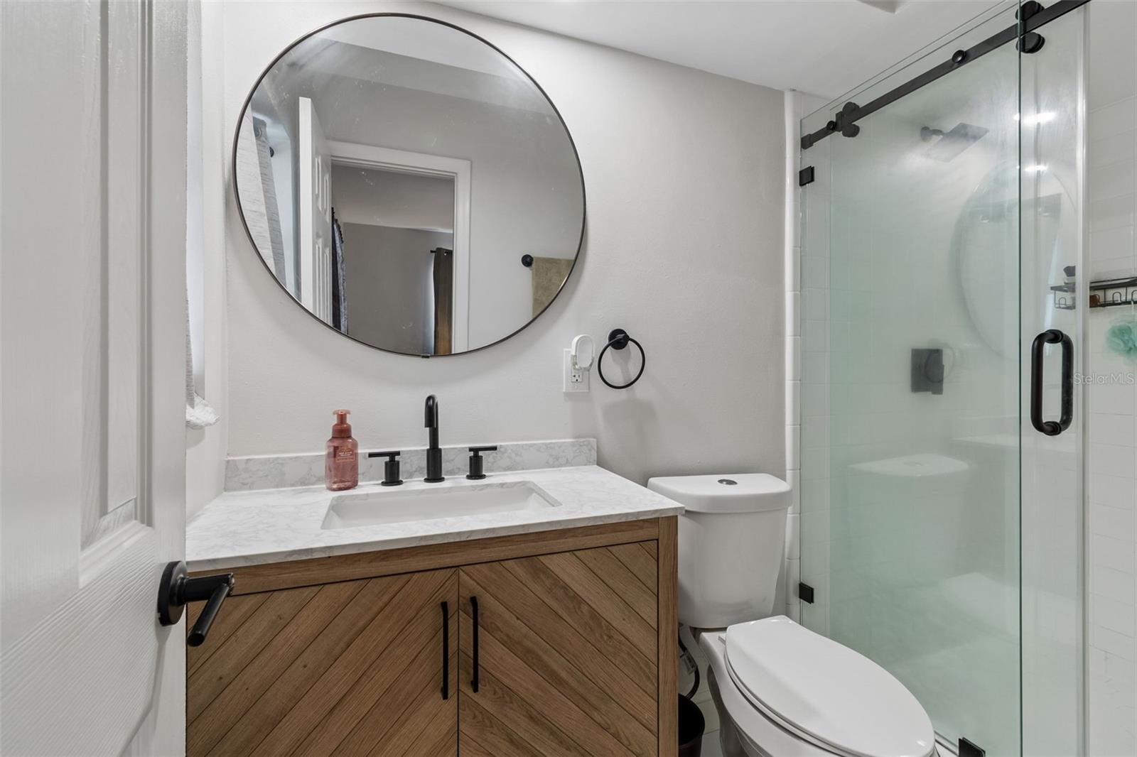 WOODMONT PARK - Residential