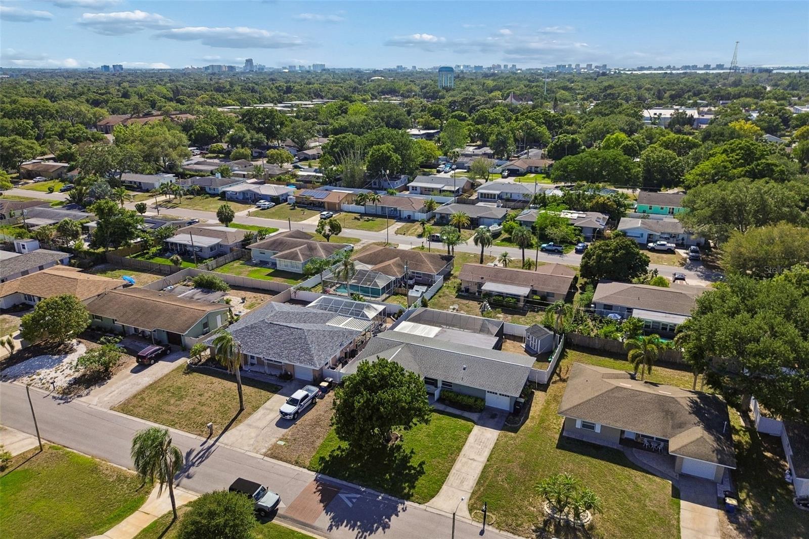 WOODMONT PARK - Residential