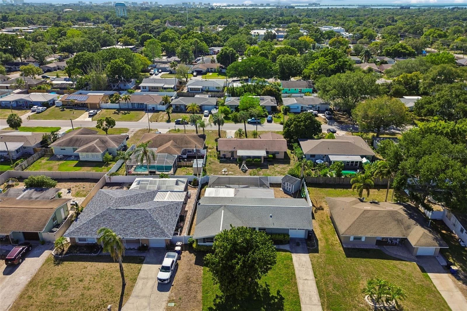 WOODMONT PARK - Residential